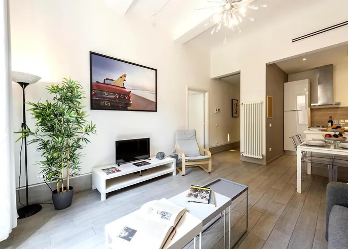 San Antonino Elegant Renovated Cosy Central Plus