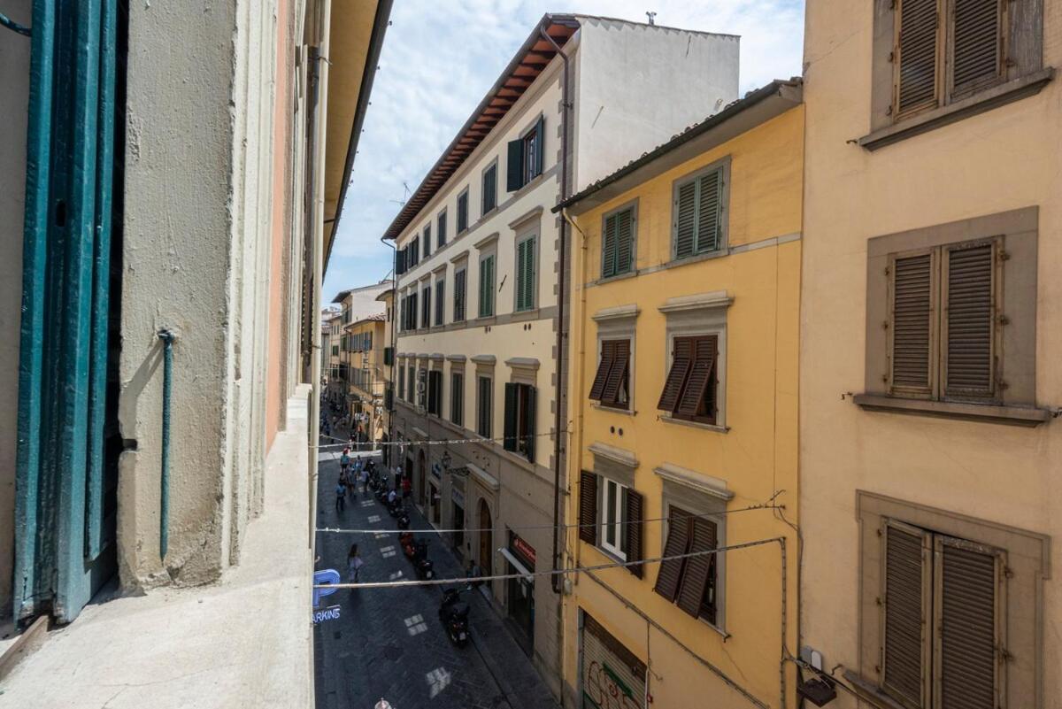Appartamento San Antonino Elegant Renovated Cosy