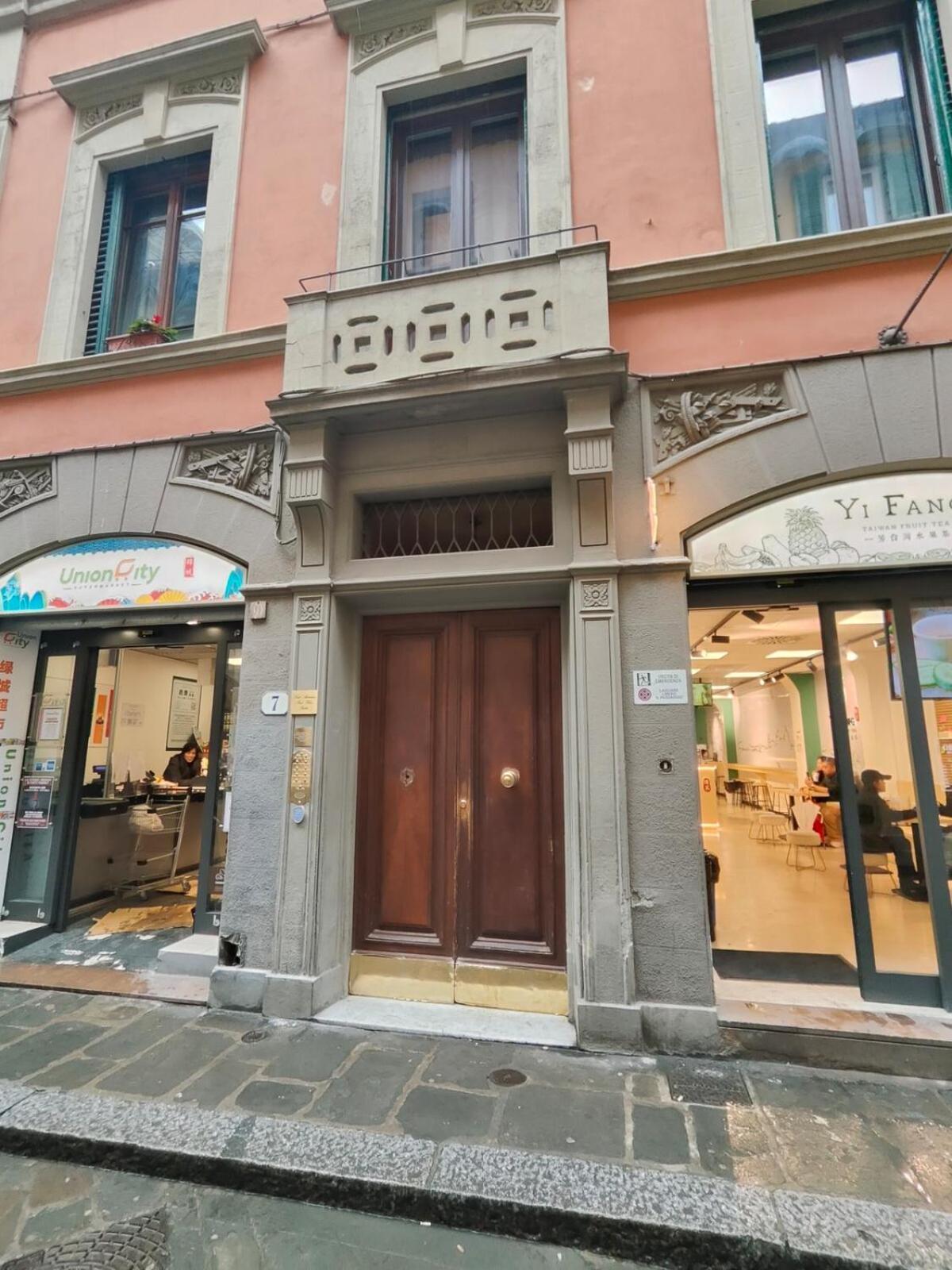 Appartamento San Antonino Elegant Renovated Cosy
