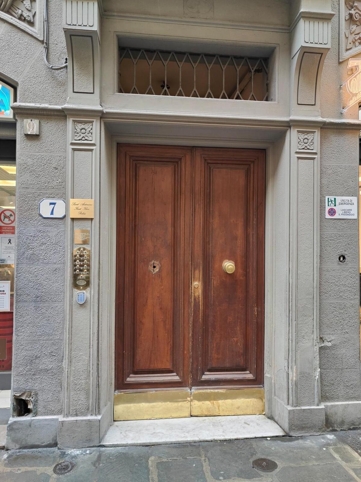 Appartamento San Antonino Elegant Renovated Cosy *